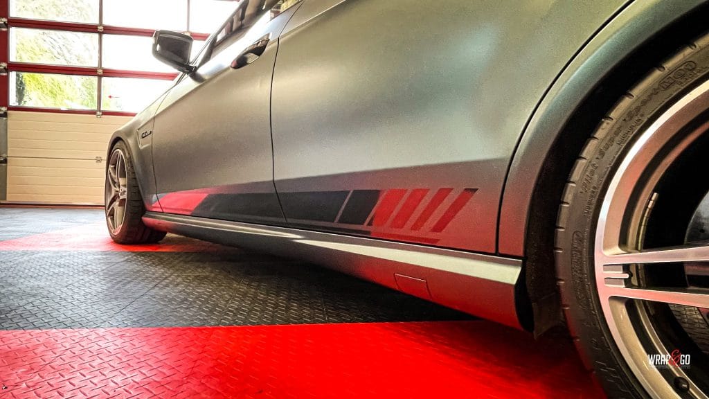 Mercedes E63 striping