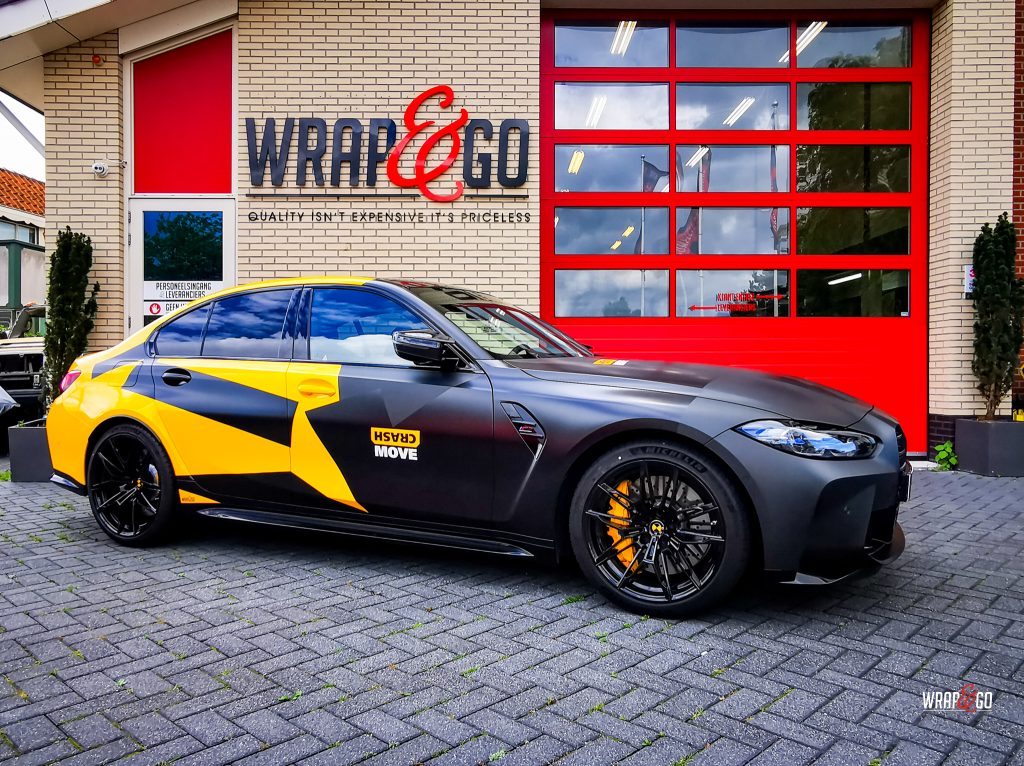 BMW.M3.Clubsport.Design.wrap.calipers.yellow