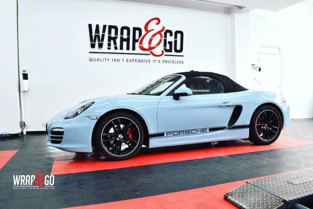 Porsche auto striping