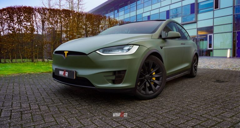 Tesla wrappen groen