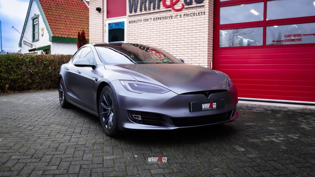 Tesla.Model.S.3M.Satin.Dark.Grey.Lamps.Tinted.Medium.Smoke15