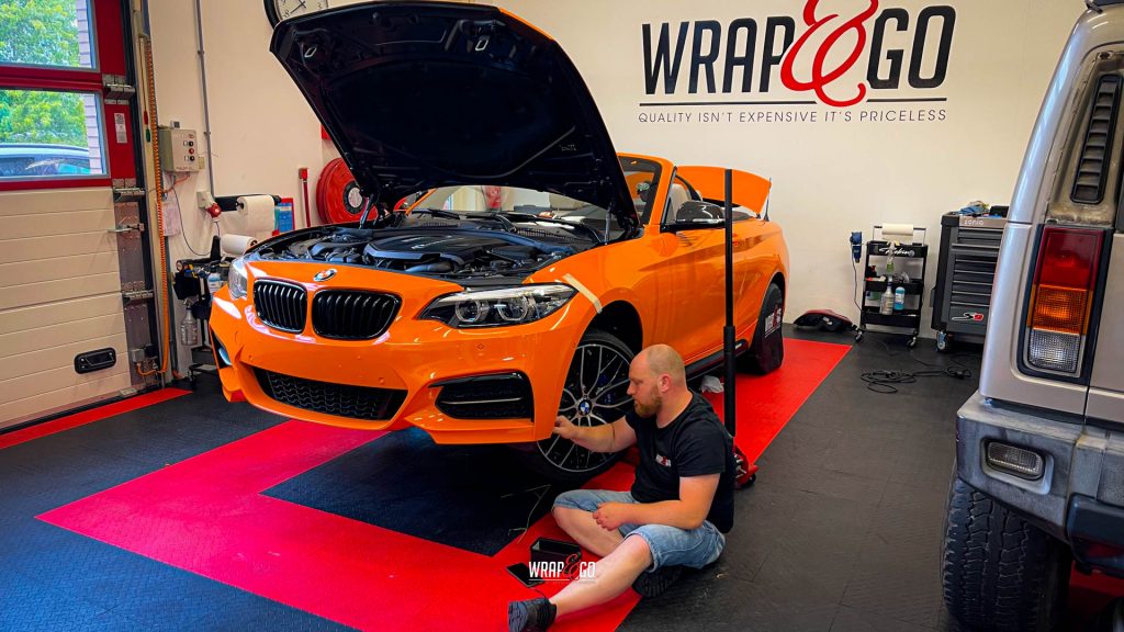 bmw oranje auto wrap
