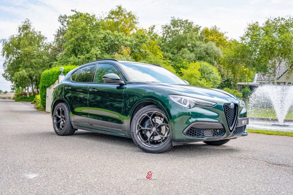 Alfa-romeo-stelvio-gloss-green-black-kpmf9