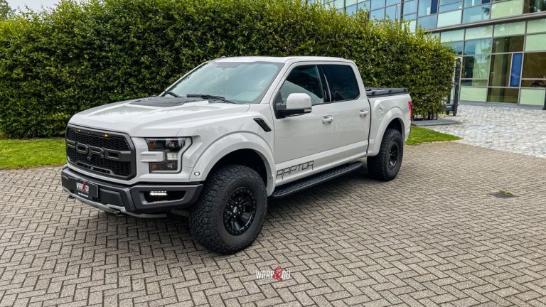 Ford-Raptor-3M-High-Gloss-Stormgrey-1