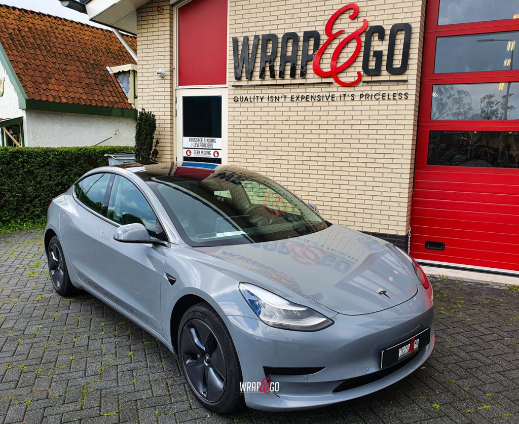 Tesla-Model-3-Avery-Gloss-Rock-Grey4