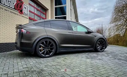 Tesla wrappen