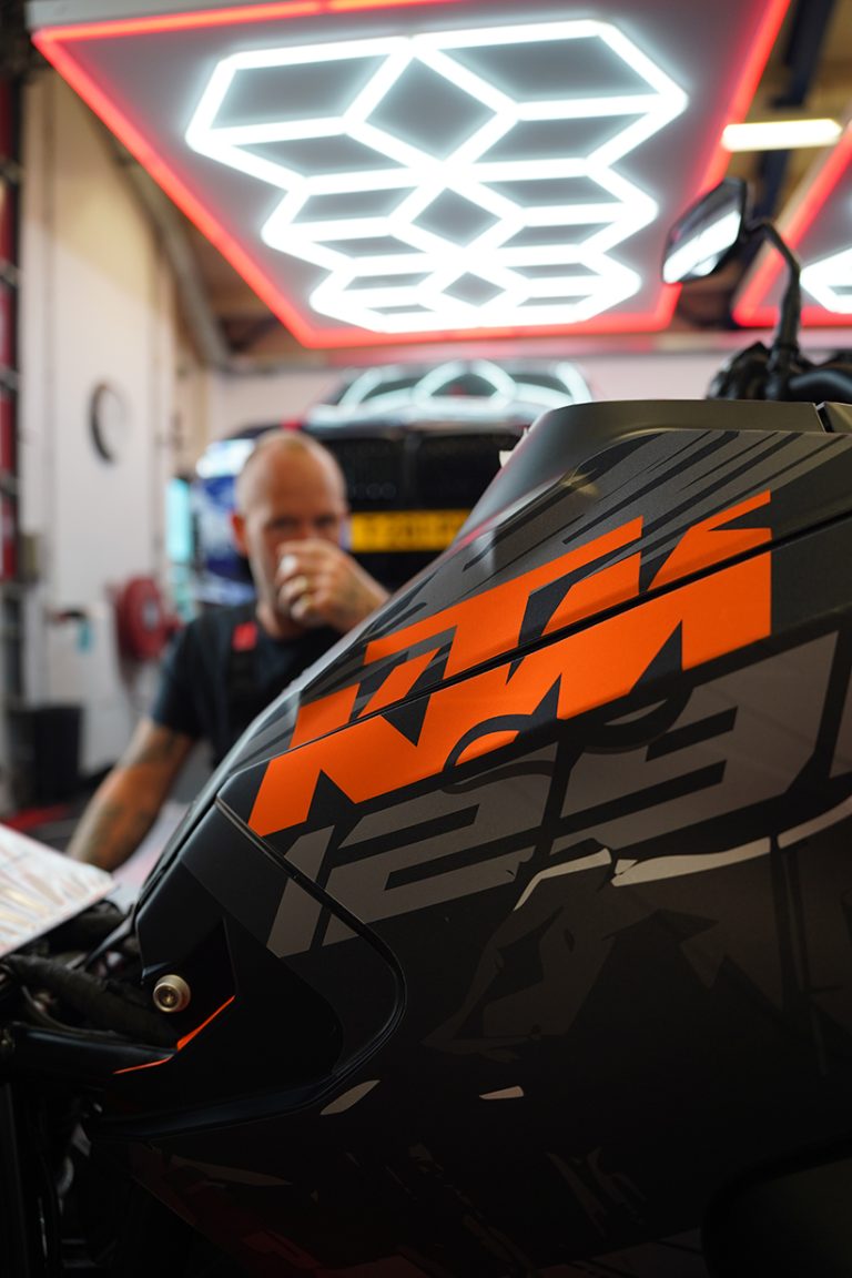 KTM motor wrap